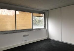 Bureaux à louer Les Ulis - Proximité A10, N118, transports en commun
