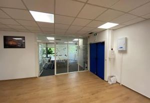 Location bureaux Massy - Proche RER B, C, TGV et autoroutes A6, A10, N20