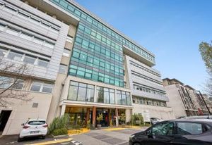 Location bureaux Massy - Proximité gare RER/TGV et aéroport Orly