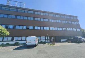 Bureaux à louer Palaiseau - Proche RER et bus