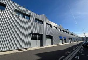 Location cellule d'activité Vaux-le-Pénil - Hauteur 7 m