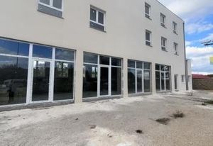 Location bureaux Saint-Germain-lès-Arpajon - Proche N20 et RER C