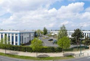 Location locaux d'activité Parc Louis Roche - Gennevilliers - Proximité RER et Tram