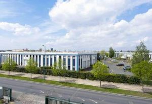 Location locaux d'activité Parc Louis Roche - Gennevilliers - Proximité RER et Tram