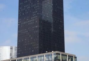 Location bureaux Courbevoie - Proche transport et parkings privatifs