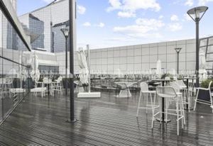 Location bureaux Puteaux - La Défense - Métro, RER, Tram, SNCF, Bus