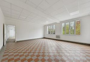 Location bureaux Saint-Denis - Proche métro Porte de Clignancourt