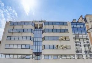 Location bureaux Levallois-Perret - Proche bus lignes 53 et 165