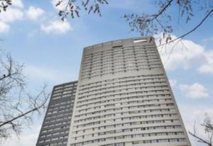 Location bureaux Courbevoie - Proche métro Esplanade de la Défense et RER