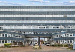 Location bureaux Nanterre - Proche RER A et La Défense