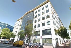 Location bureaux Issy-les-Moulineaux - Proche RER, Tram et Bus