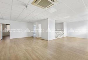 Location bureaux Cachan - Proche RER B et N20