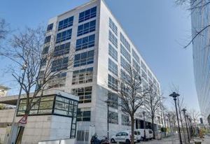 Bureaux à louer Rueil-Malmaison - Face gare RER A