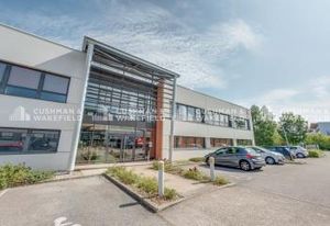 Location bureaux Saint-Priest - Proche A43, Tram T2 et Aéroport