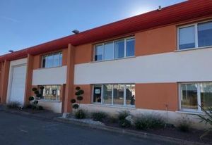 Location locaux d'activité Décines-Charpieu - Proche Carré de Soie
