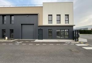 Local d'activité à vendre Genay - Proche Lyon et autoroutes
