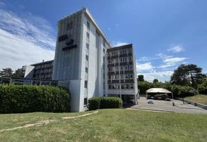Location bureaux Écully - Proche transports et grands axes