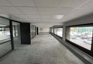 Location bureaux Lyon 6 - Proche Gare Part-Dieu, métro, tram et autoroute