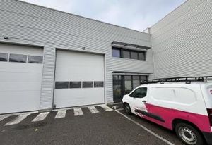 Local industriel à louer Genas - Proximité Rocade Est et A46