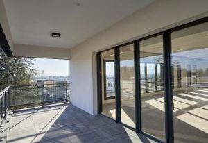 Location bureaux Dardilly - Proche autoroutes et transports en commun