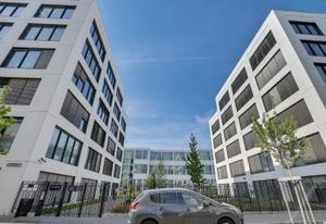 Location bureaux Vaulx-en-Velin Carré de Soie - Métro, tram et gare Part-Dieu