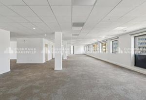 Location bureaux Marseille 2 - Proche tram T3 et gare Saint-Charles