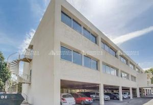 Location bureaux Marseille 14 - Proximité autoroutes A7 et A55 et futur métro Capitaine Gèze