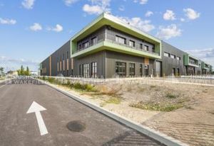 Locaux d'activités à louer Graveson - Proche A7 et A9