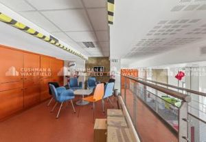 Location bureaux Marseille 2 - Euroméditerranée, proche métro et tram