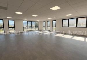 Location bureaux Aubagne - Proche A52 et bus