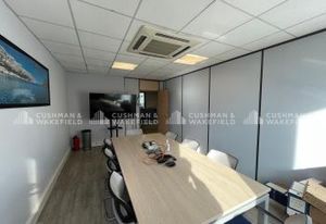 Location bureaux Marseille 16 - Proche centre commercial Grand Littoral et autoroutes A7 et A55