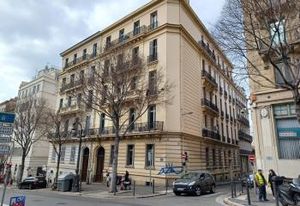 Location bureaux Marseille 1 - Gare Saint-Charles, métro et tramway