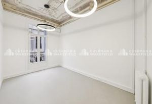 Location bureaux Marseille 1 - Gare Saint-Charles, métro et tramway