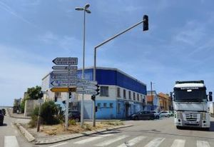 Location bureaux Marseille 14 - Proche A7 et A55, secteur Arnavant