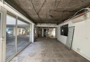 Location bureaux Marseille 8 - Proche métro, bus et autoroutes