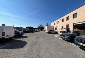 Locaux d'activité et bureaux à vendre Roquevaire - Proche A50 A52