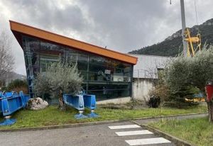 Location local d'activité Gémenos - Visibilité RN8 - Parcelles 12 909 m²