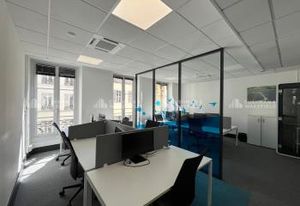 Bureaux sous-loués Place de la Joliette - Marseille 2 - Métro Joliette