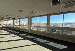 Location bureaux Marseille 1 - Proche métro M1/M2 et TGV