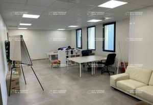Location bureaux Eysines - Parc La Gravade - Proche transports