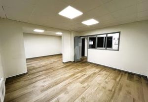 Location bureaux Grigny - Proche A6, N7 et RER D