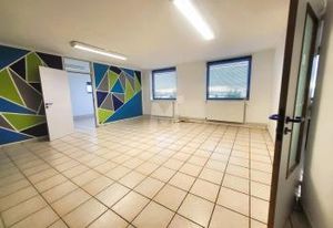 Location bureaux Courcouronnes - Proche RER D, Tram et Centre Commercial Evry II