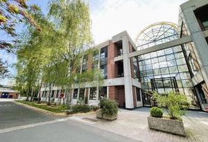 Location bureaux Courcouronnes - Proche A6, RER et Tram