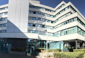 Location bureaux Massy - Proche Opéra, TGV, RER, Autoroutes A10, A6