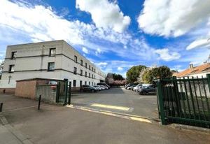 Vente bureaux Évry - Proche A6, Francilienne, RER D4
