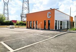 Location bureaux Le Coudray-Montceaux - Proche A6 et RER D