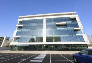 Location bureaux Courcouronnes - Parc Saint Guenault, proche A6 et RER D