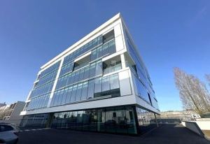 Location bureaux Courcouronnes - Parc Saint Guenault, proche A6 et RER D