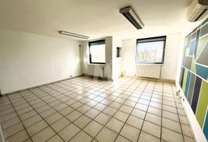 Vente bureaux Courcouronnes - Proche RER, Tram et Centre Commercial Evry II