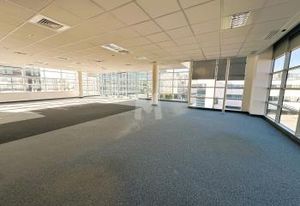 Location bureaux Massy - Proche gare RER/TGV et autoroutes